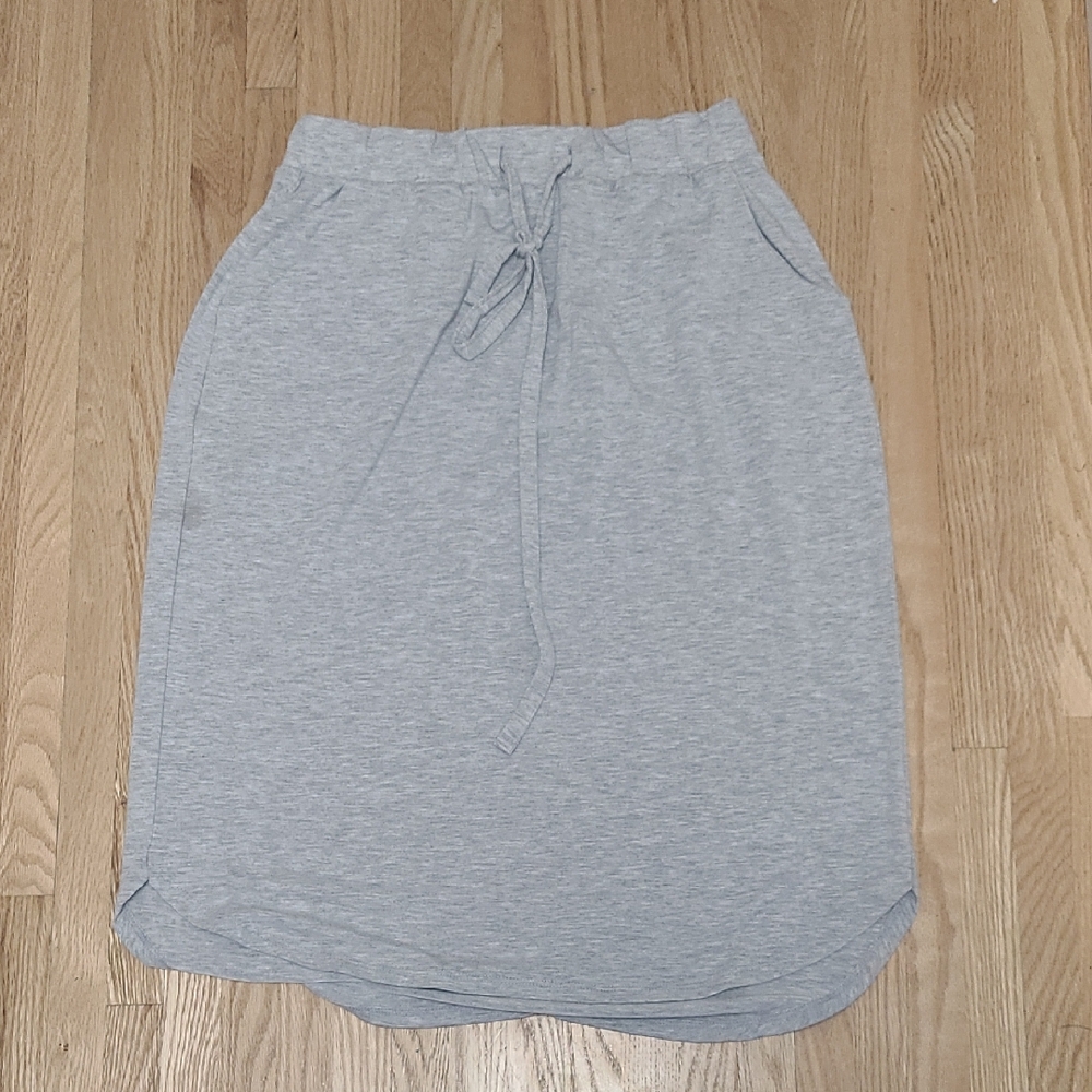 Zenana Outfitters Light Gray Skirt
